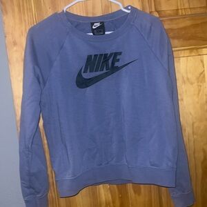 Nike crewneck